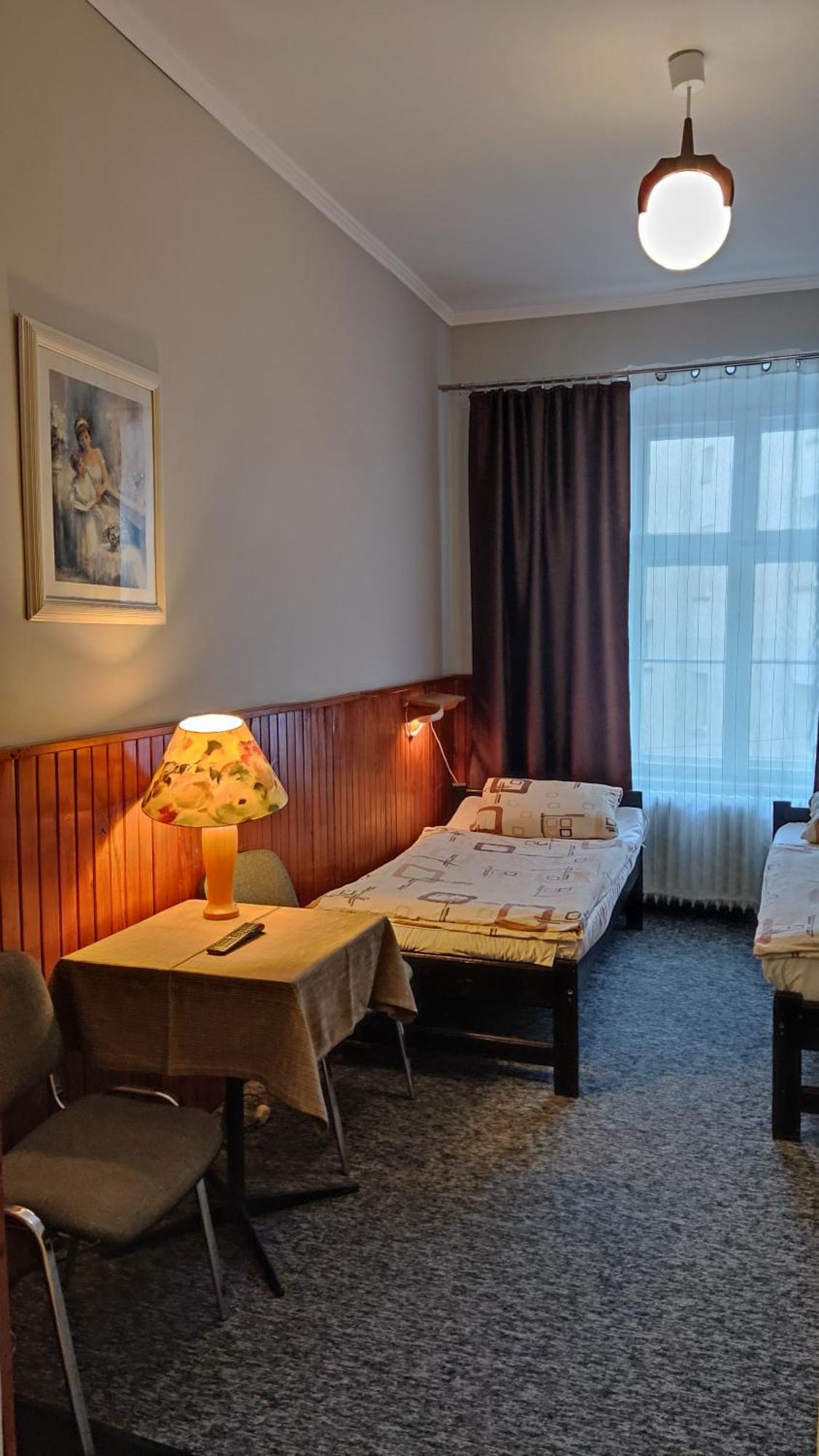 Hotel Polonia Namyslow Ngoại thất bức ảnh