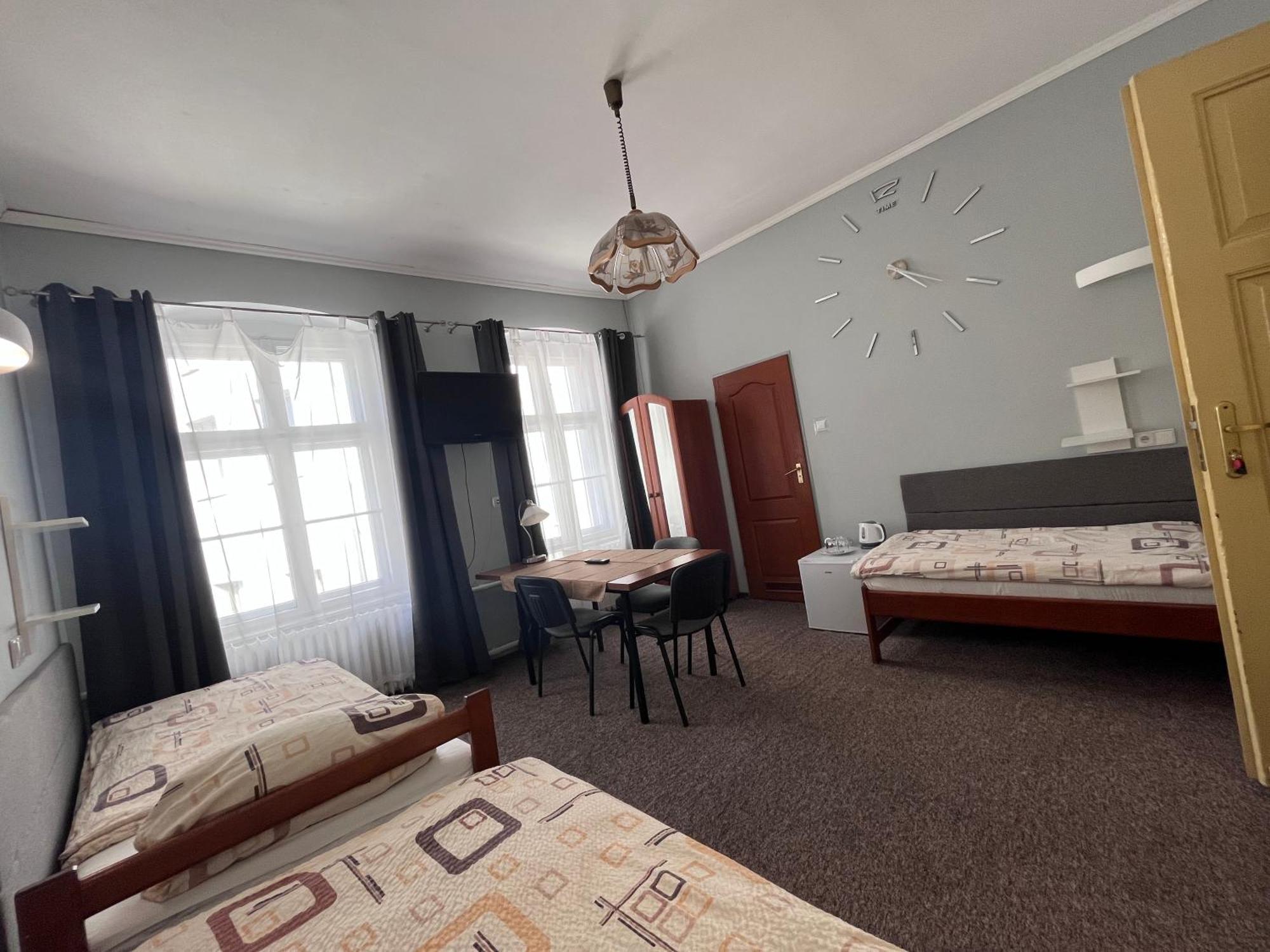 Hotel Polonia Namyslow Ngoại thất bức ảnh