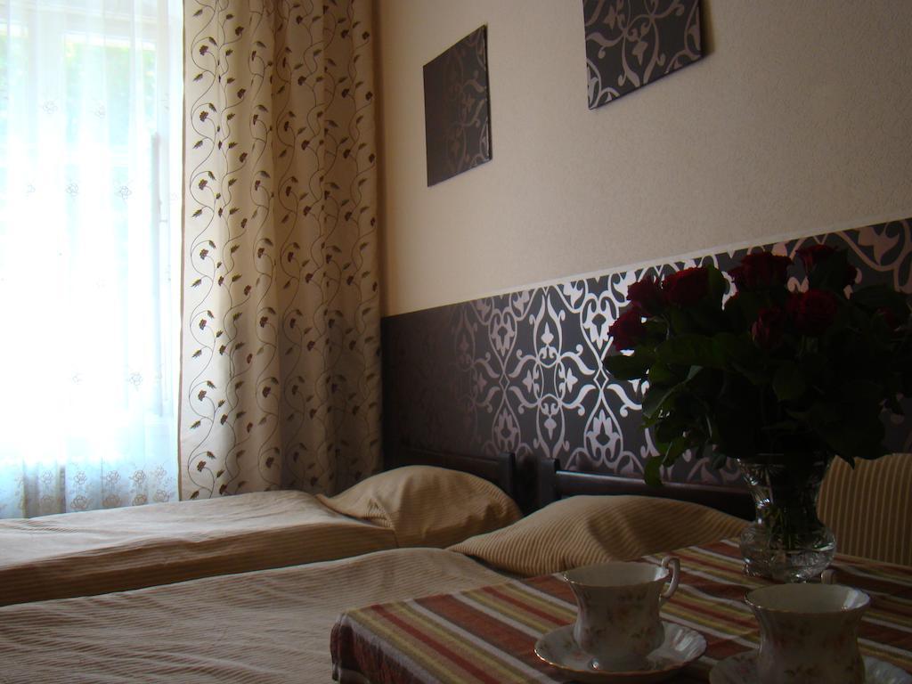 Hotel Polonia Namyslow Phòng bức ảnh